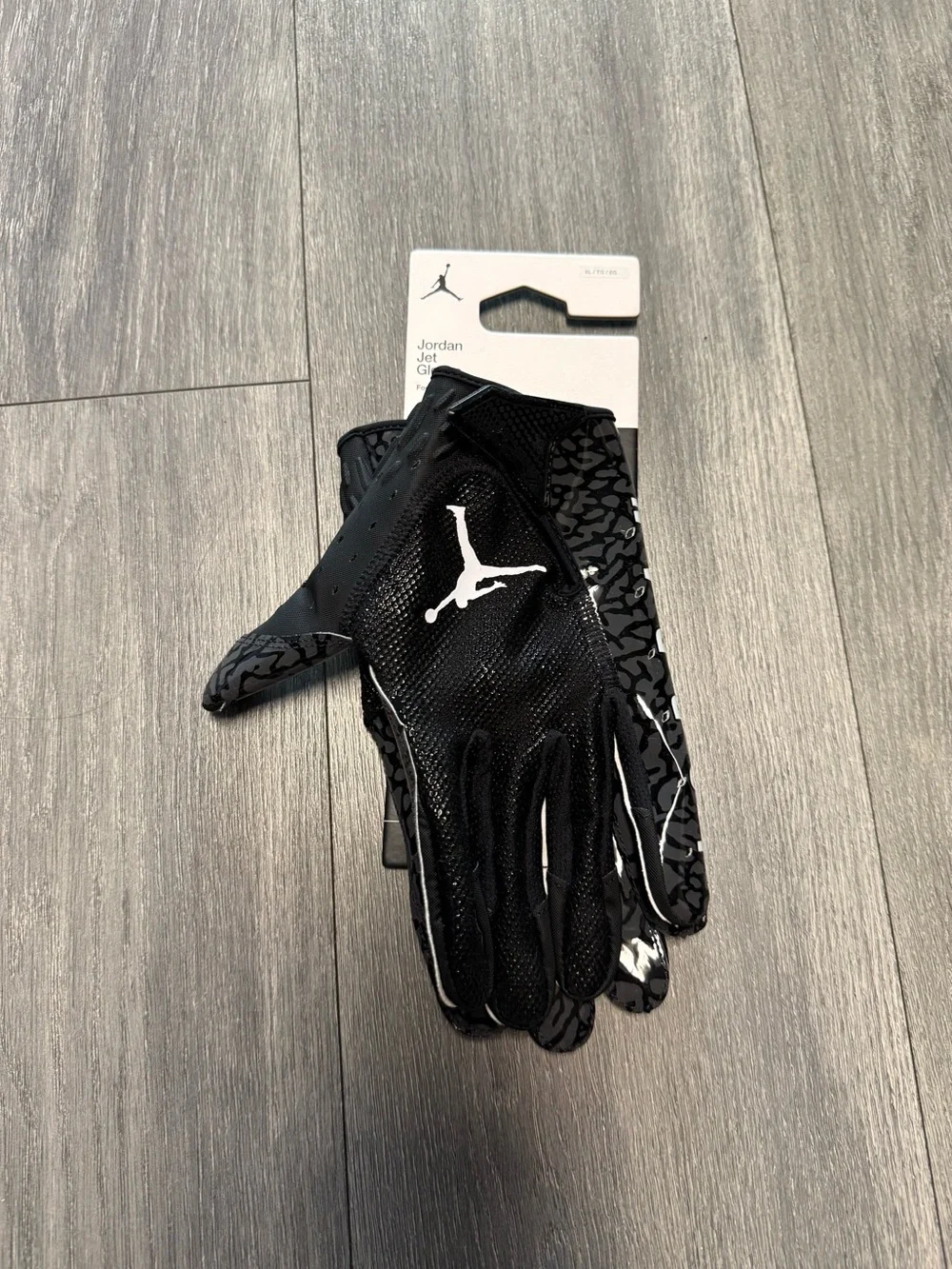 NWT Nike Air Jordan Jet 7.0 Football Gloves Black DV4209-091 Men’s Size XL New